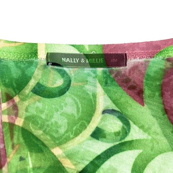 Nally & Millie Floral Designed Shirt - Picture 8 of 9